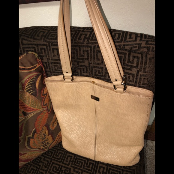 Cole Haan Handbags - FINAL MARKDOWN BEFORE PULLING Cole Haan Pebbled